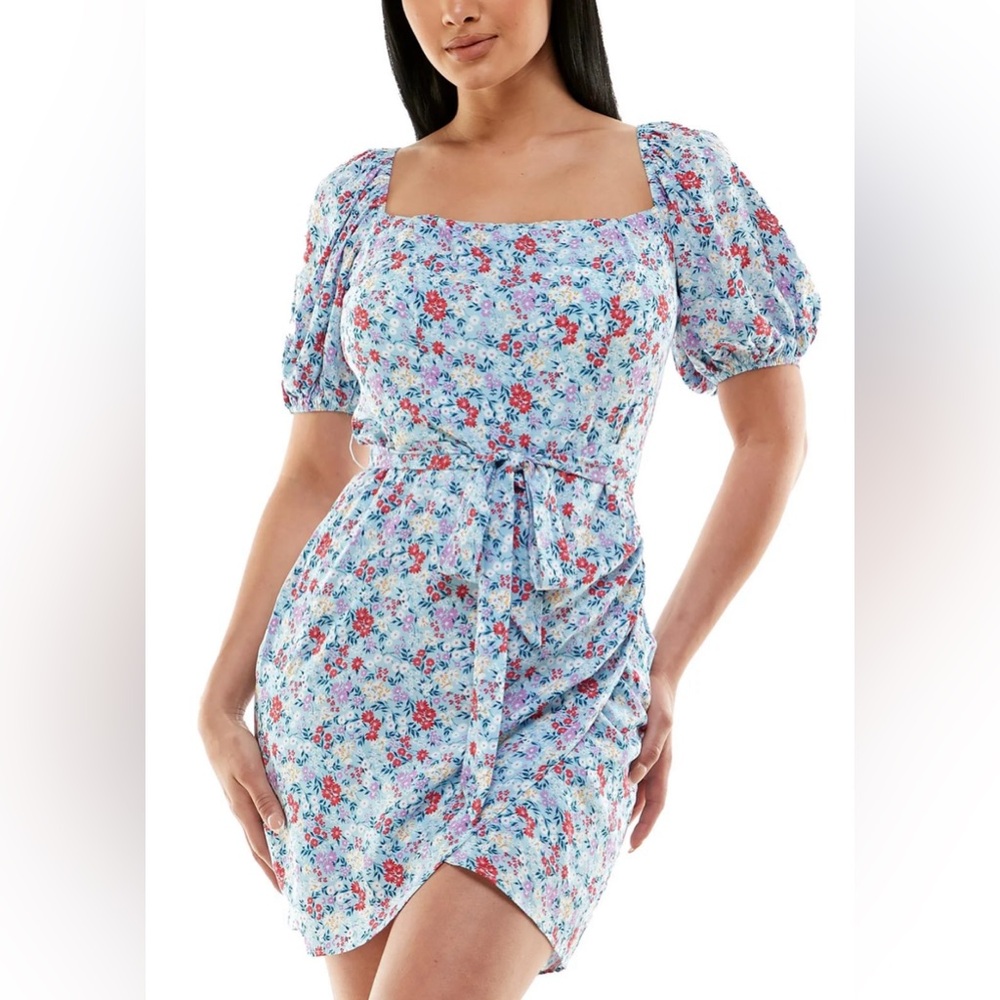 B.Smart floral print dress